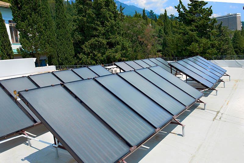 Flat Plate Solar Collector on Flat Roof