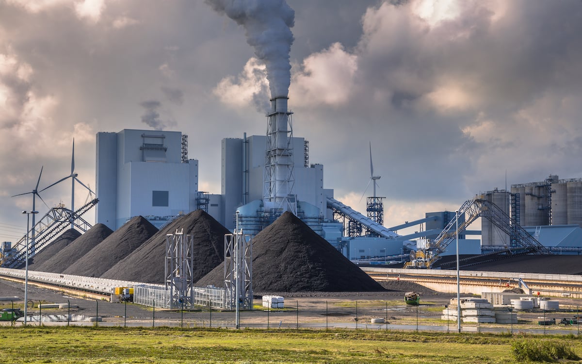 heavy-industrial-coal-powered-electricity-plant-2021-08-26-16-37-56-utc