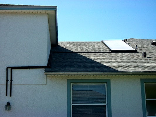 Solene-Solar-Hot-Water-System-with-external-pipe-run